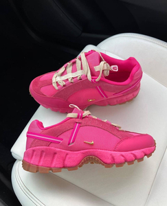 Nike Women's x Jacquemus Air Humara pink