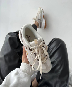 Nike Women's x Jacquemus Air Humara beige