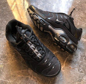 Nike Air Max Plus -black Grey