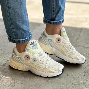 Adidas astir