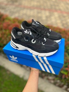 Adidas astir-black