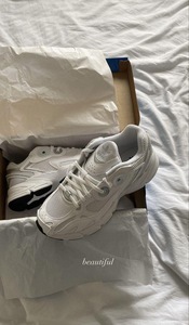 Adidas astir-white