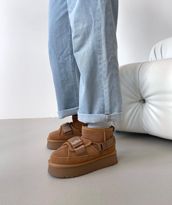 Shoes UGG brown