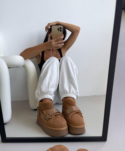 Shoes UGG brown