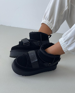 Shoes UGG Black