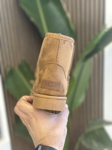 UGG camel