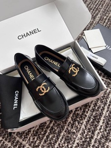Shoes Chanel black