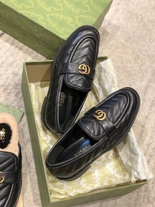 Shoes gucci.black