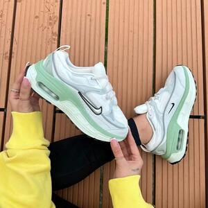 Nike Air Max Bliss-White green