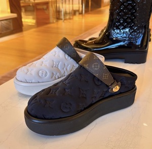 Louis Vuitton black