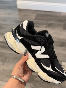 “Newbalance -9060   “  Black white