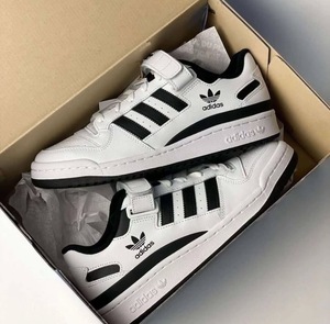 adidas Forum Low  white black