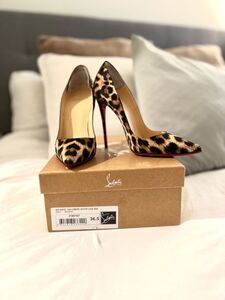 Christian Louboutin- Tiger