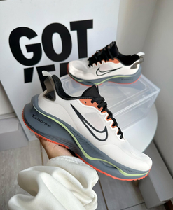 Nike Zoom X-Beige Black