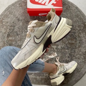 Nike Air Zoom - Beige Khaki