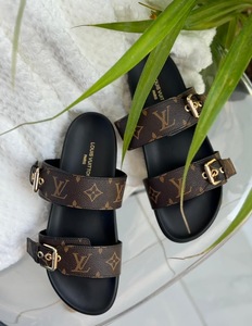 Louis Vuitton slipper - brown