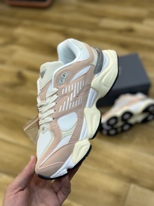 “Newbalance -9060   “Biege